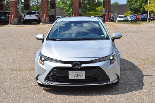 2023 Toyota Corolla LE photo 8