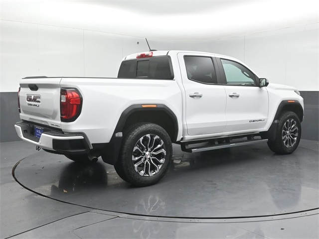 2023 GMC CANYON - Image 7