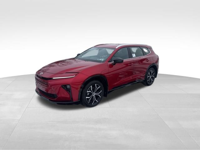 2025 Toyota Crown Signia XLE's photo