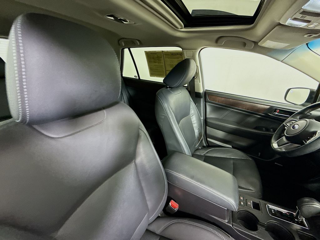 2019 Subaru Outback Limited photo 27