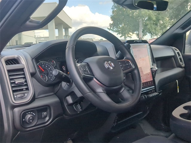 2025 Ram 2500 Tradesman photo 11