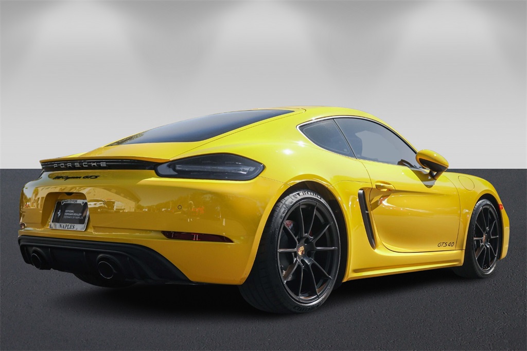 2025 Porsche Cayman GTS 4.0 photo 3