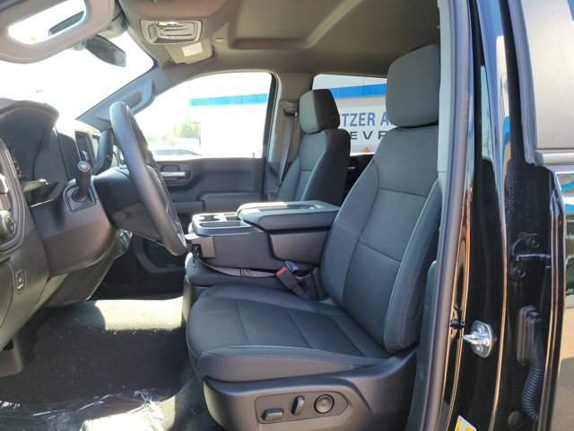 2026 Chevrolet Silverado 1500 Custom photo 13