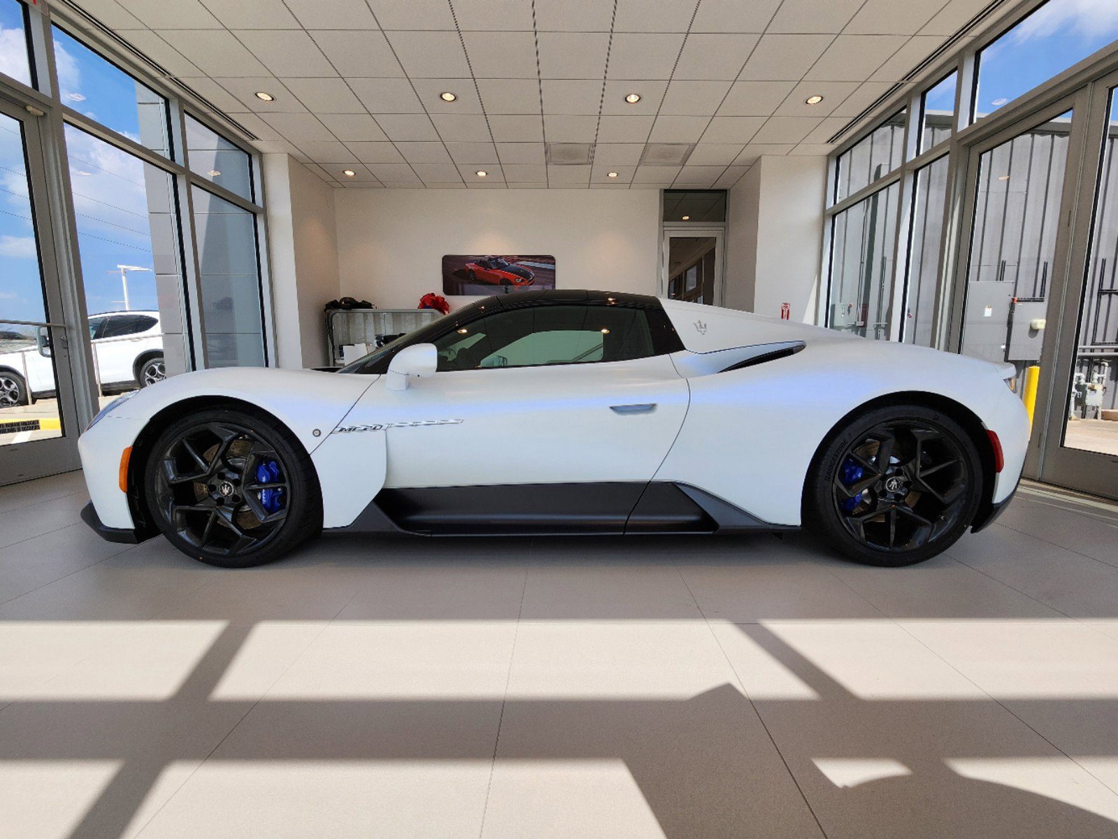 2024 Maserati MC20 Cielo photo 4