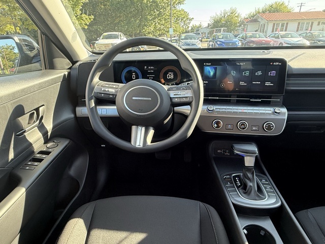 2026 Hyundai Kona SE photo 18