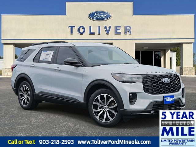 2026 Ford Explorer ST-LINE's photo