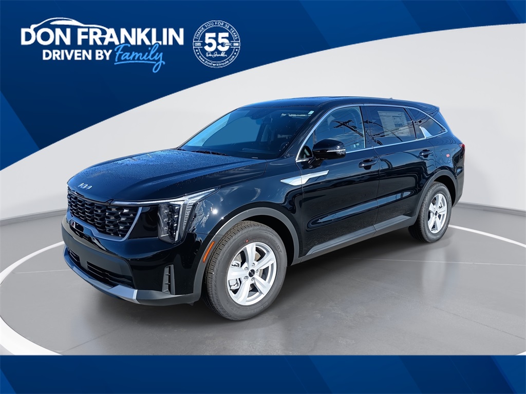 2026 Kia Sorento LX's photo