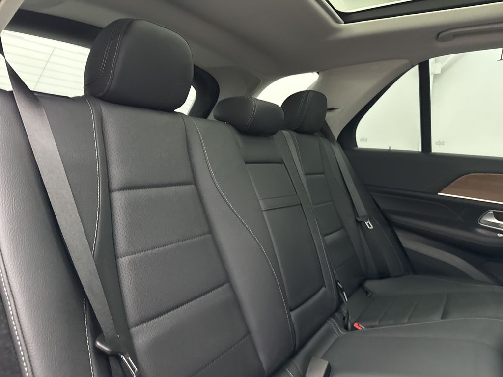 2026 Mercedes Benz GLE 350 photo 23