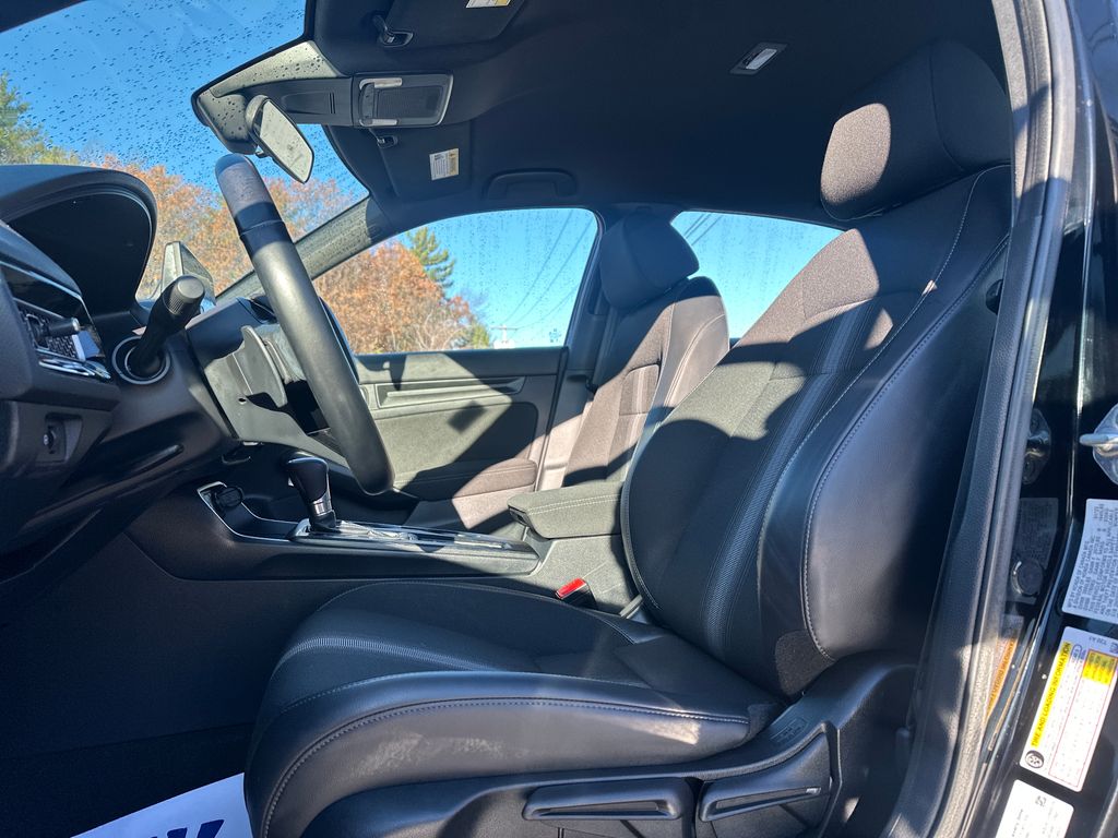 2023 Honda Civic Sport photo 3