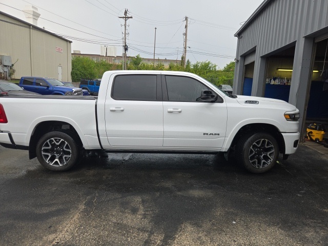 2025 Ram 1500 Laramie photo 4