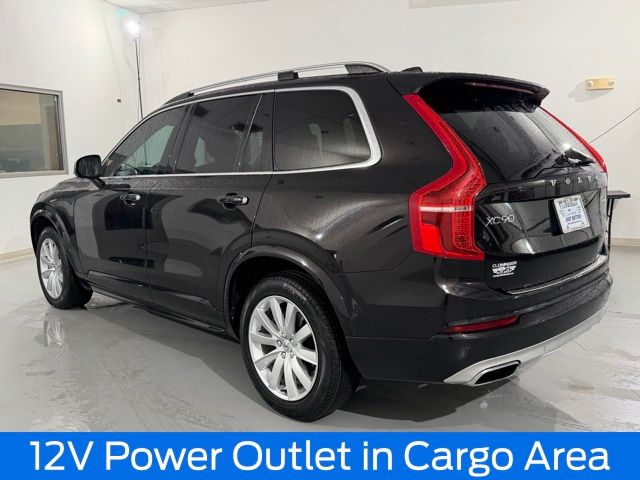 2016 Volvo XC90 T6 Momentum photo 5