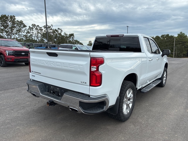2019 Chevrolet Silverado 1500 LTZ photo 3