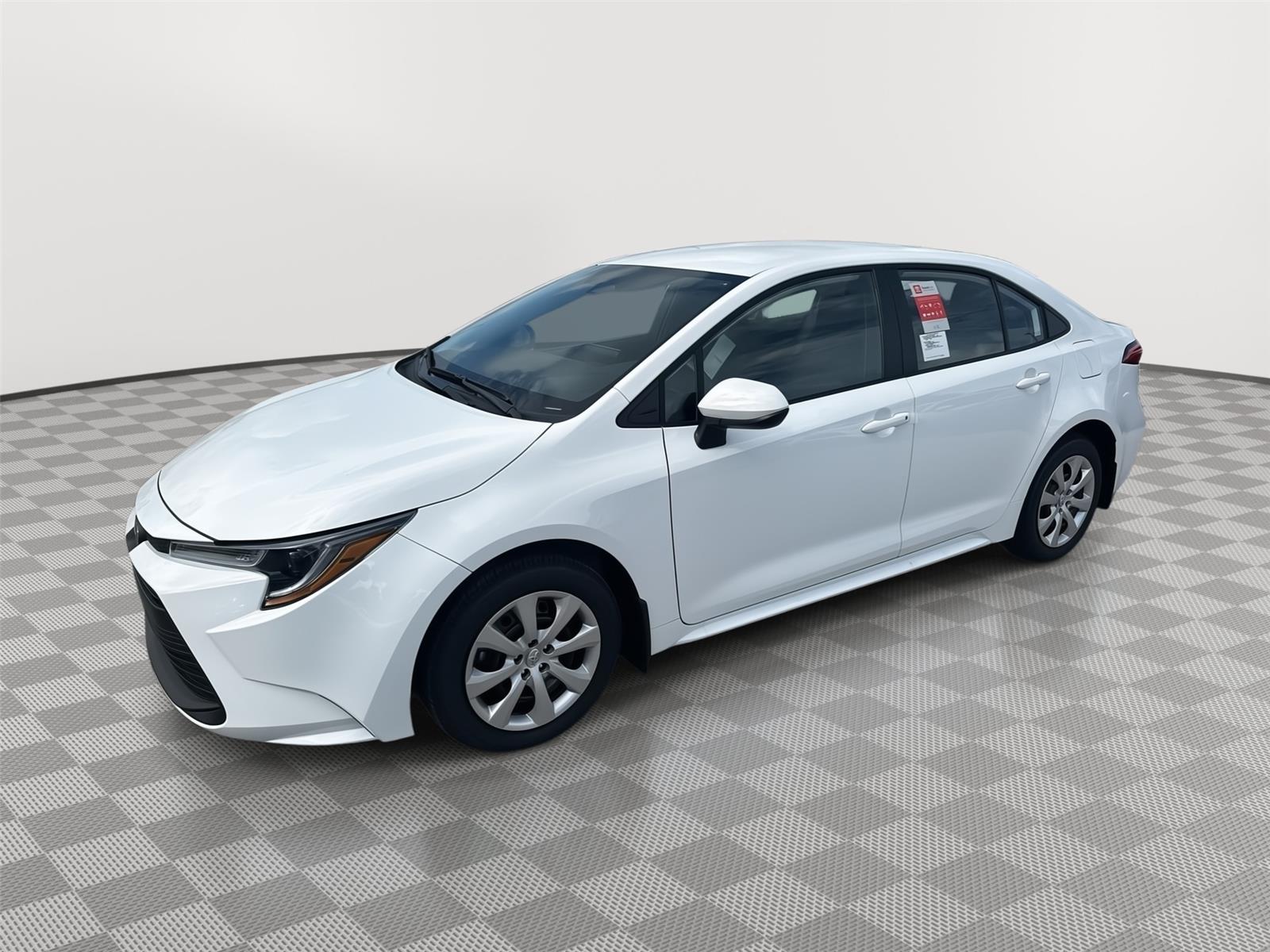 2026 Toyota Corolla LE's photo