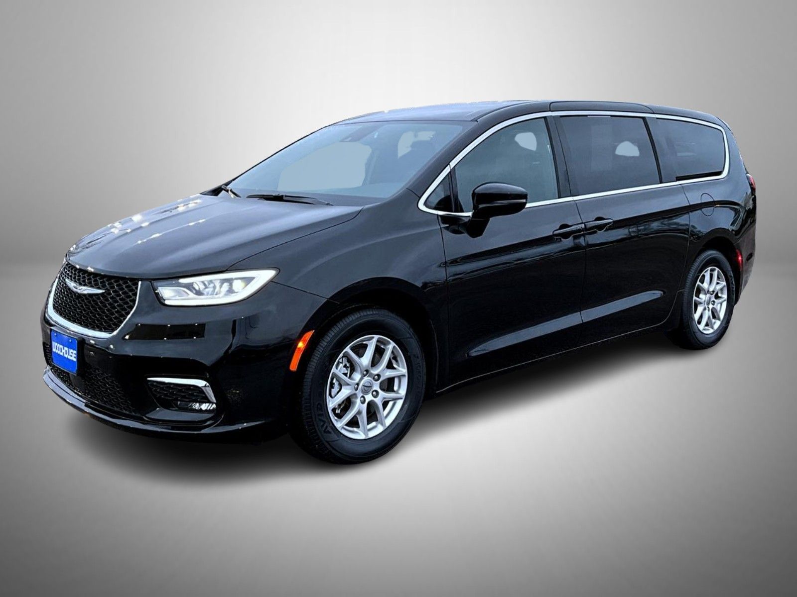 2025 Chrysler Pacifica Select's photo