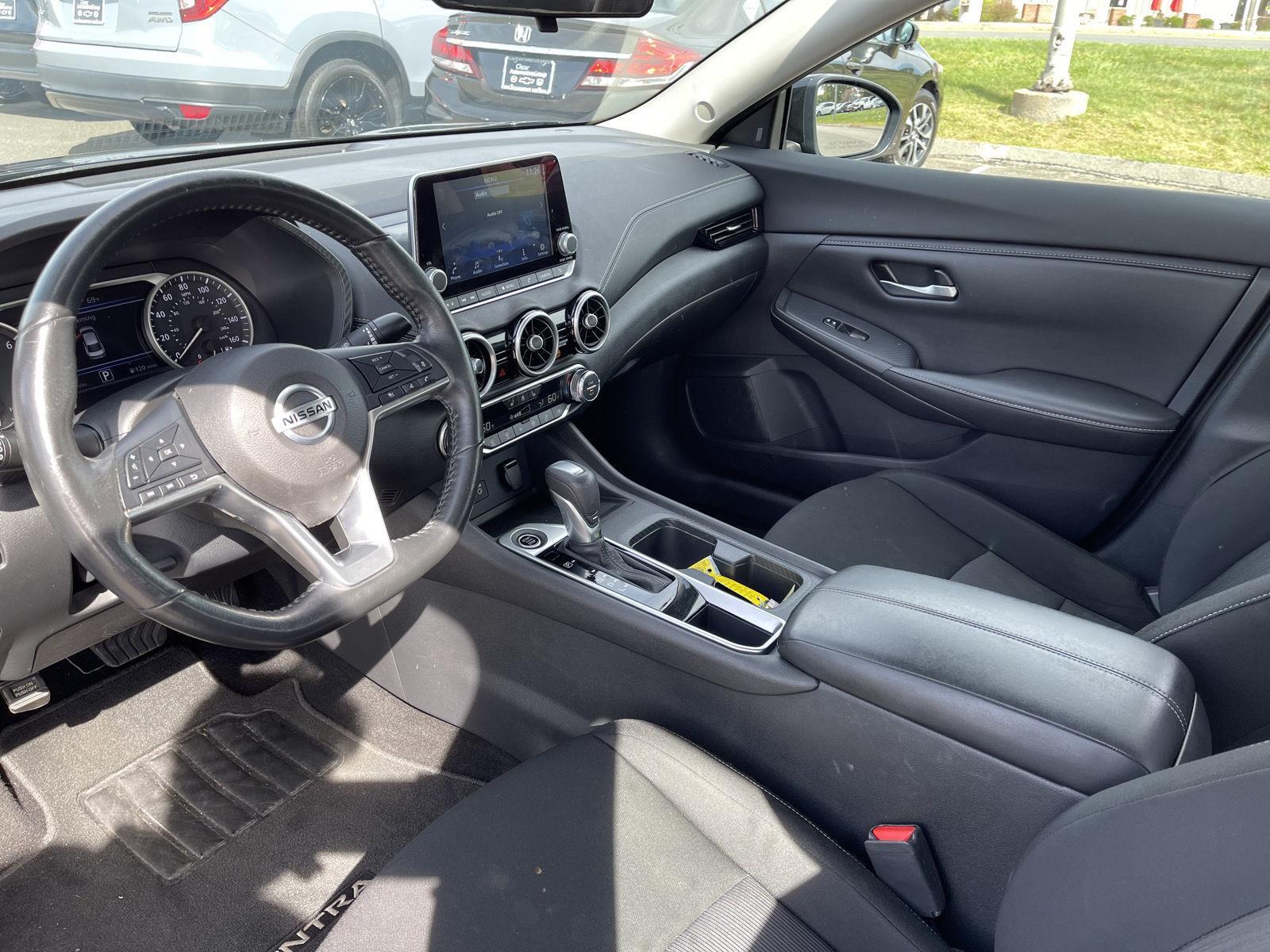 2022 Nissan Sentra SV photo 4