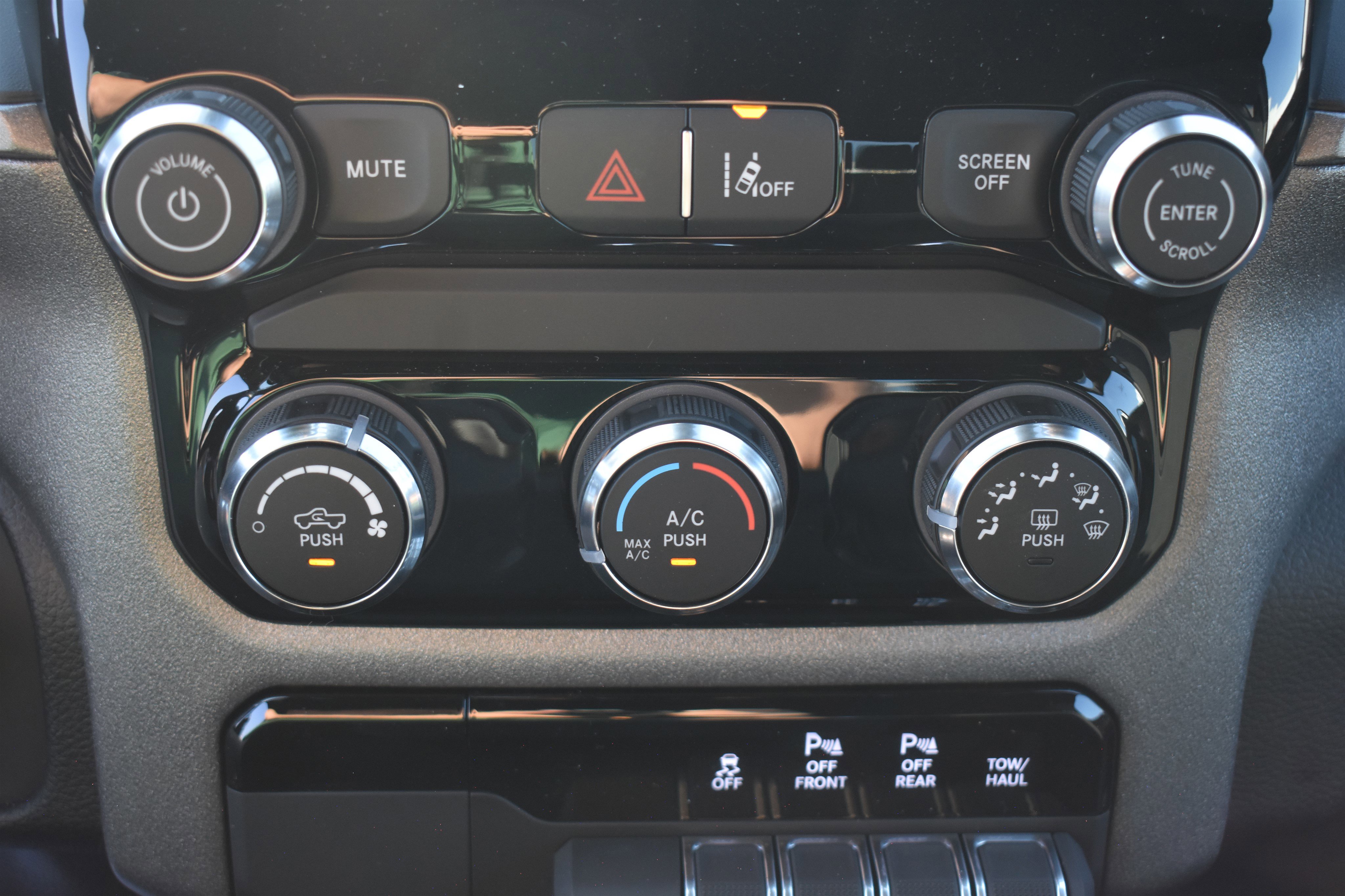 2026 Ram 1500 Tradesman photo 19