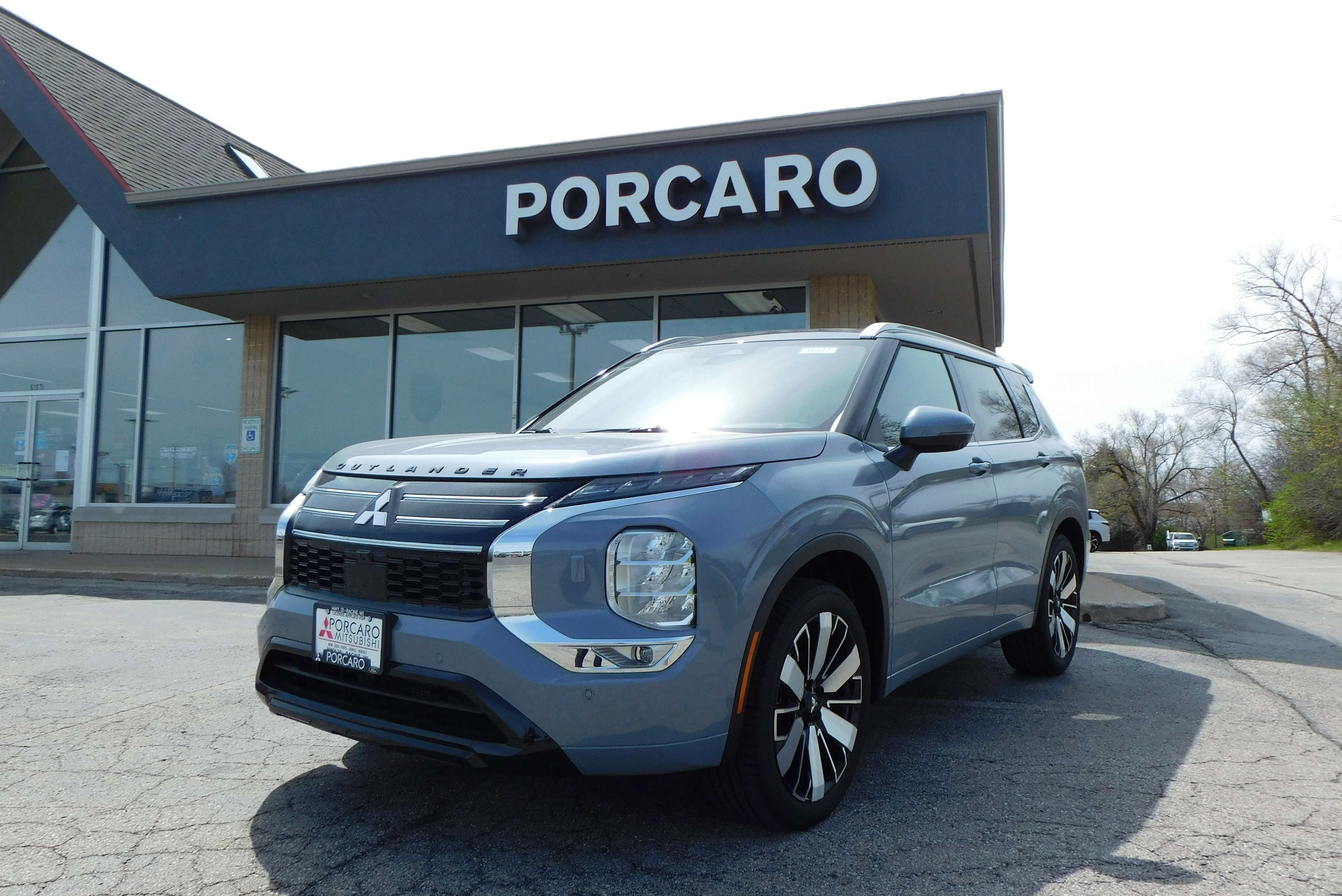 2025 Mitsubishi Outlander SEL's photo