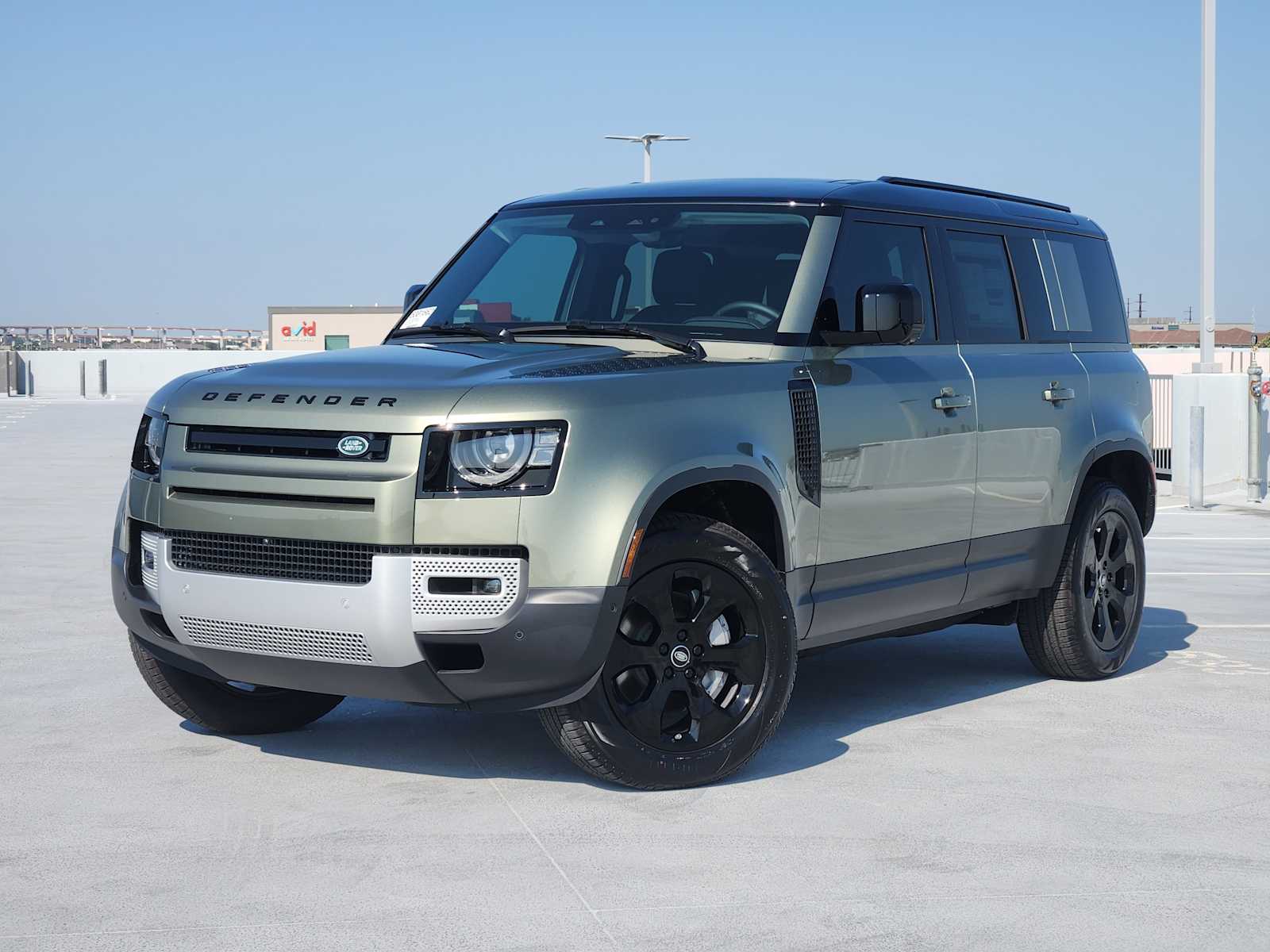 2025 Land Rover Defender