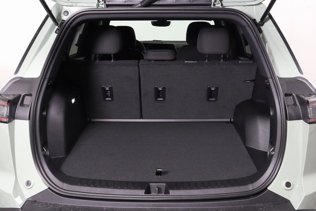 2026 Chevrolet Equinox LT photo 10