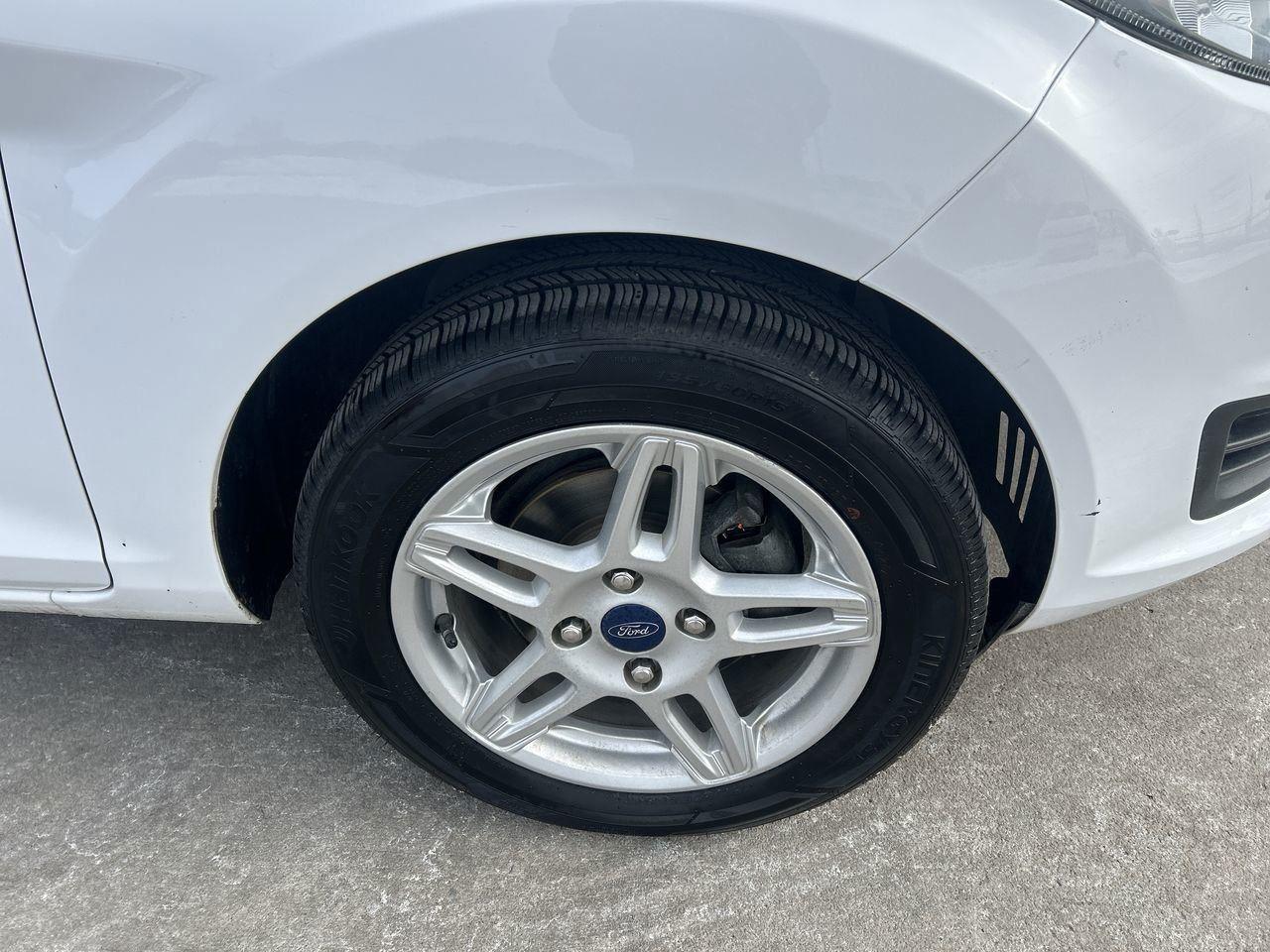 Used 2018 Ford Fiesta SE with VIN 3FADP4BJ6JM130296 for sale in Kansas City