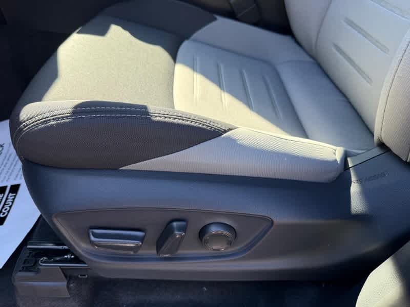 2025 Toyota Tacoma TRD Off Road - Photo 19