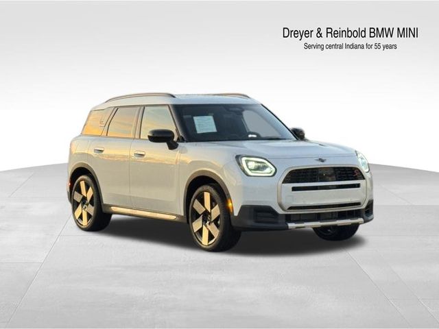 2025 MINI Countryman S's photo