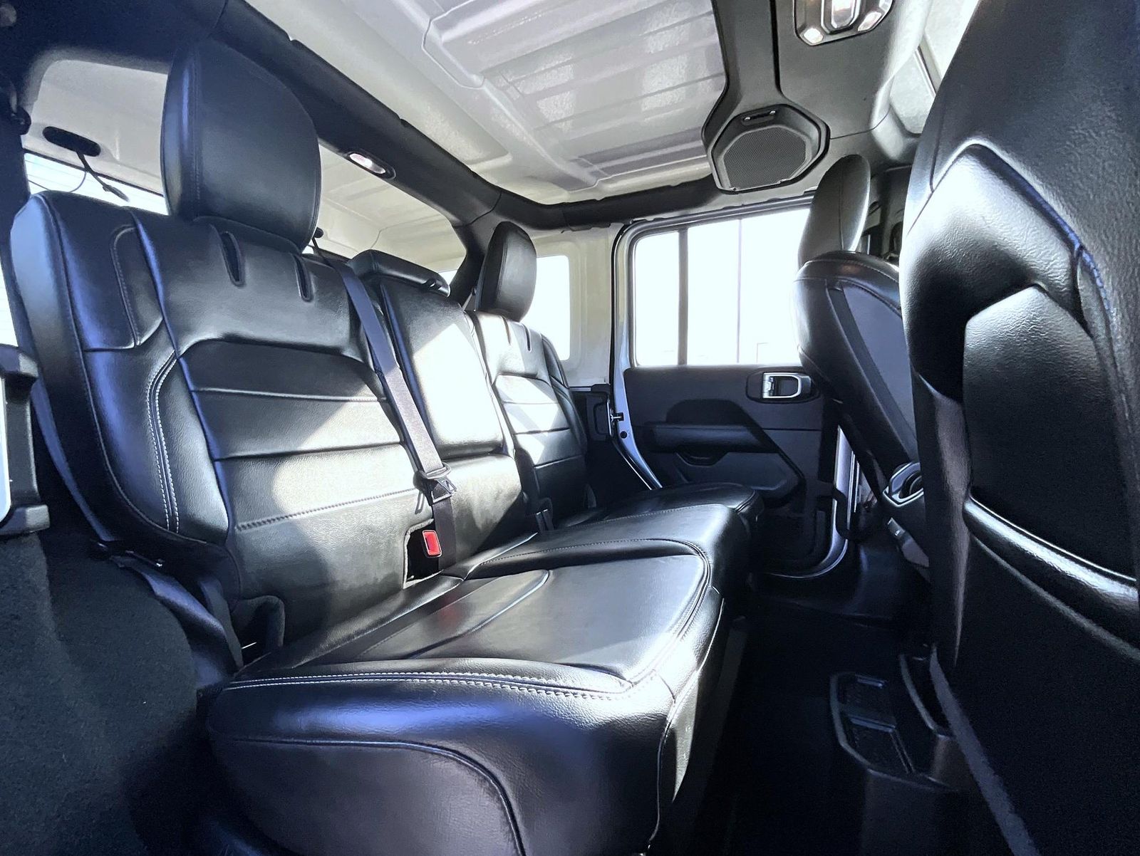 2023 Jeep Wrangler Sahara 4xe photo 20