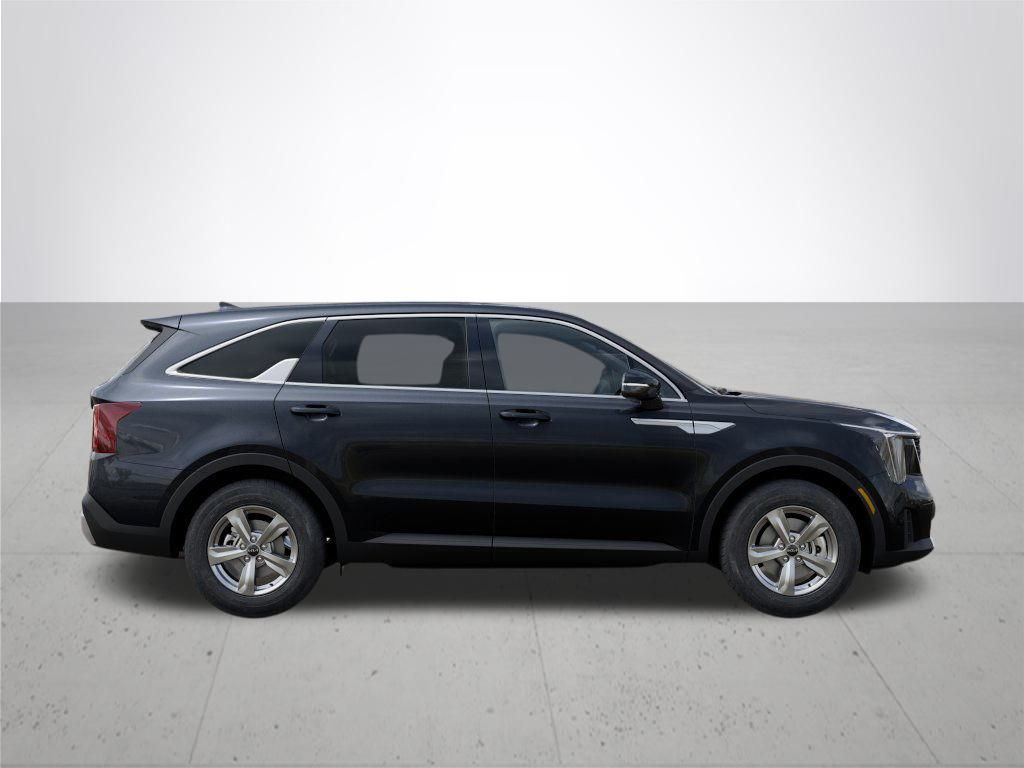 2026 Kia Sorento LX photo 7