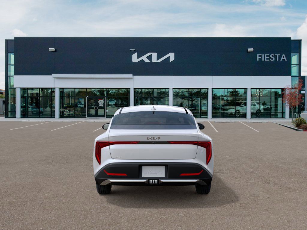 2025 Kia K4 LXS photo 5
