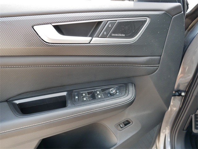 2024 Volkswagen Atlas Cross Sport SEL Premium R-Line photo 16