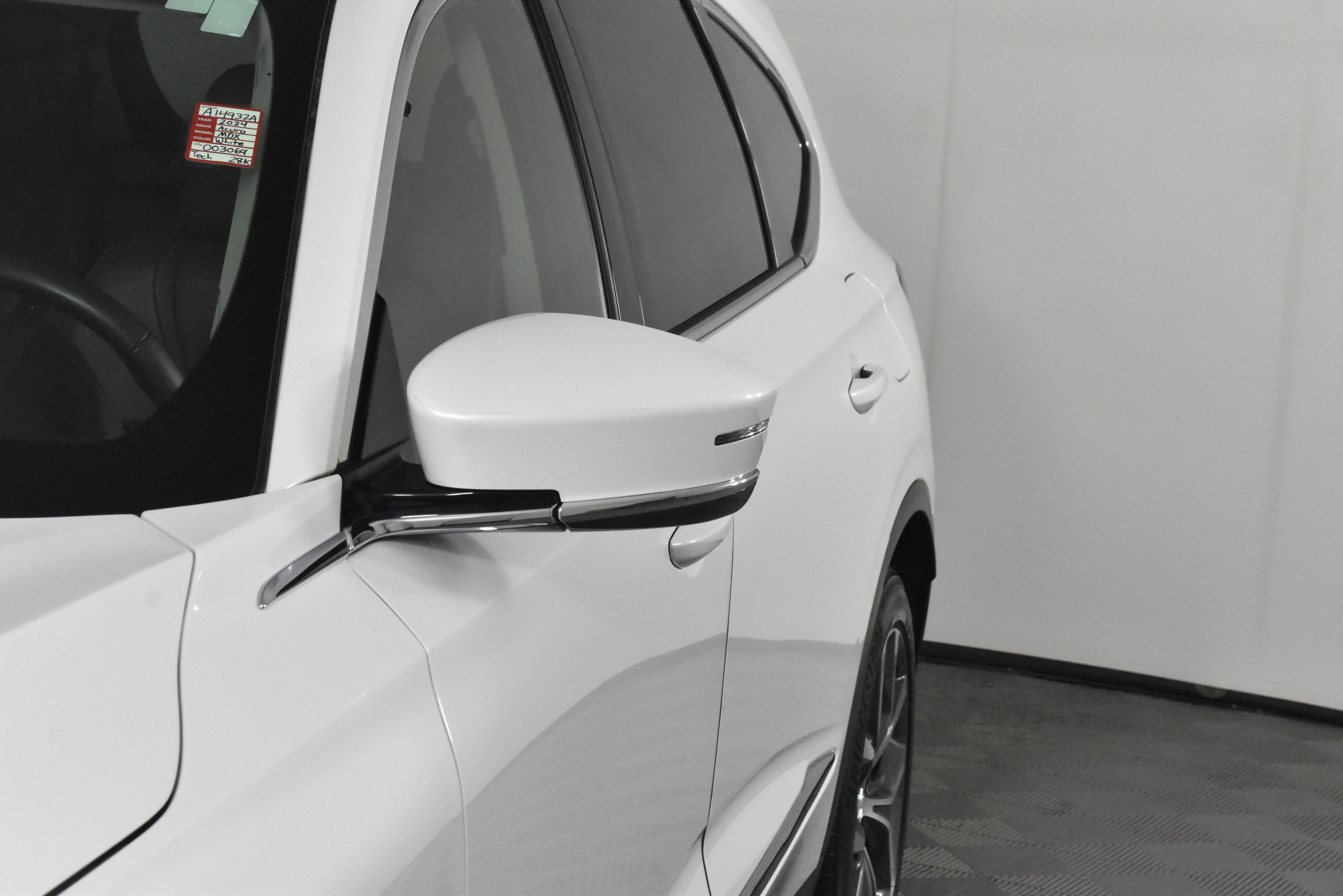 2024 Acura MDX SH-AWD Technology photo 2