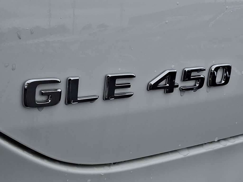 2026 Mercedes Benz GLE 450 4MATIC photo 16