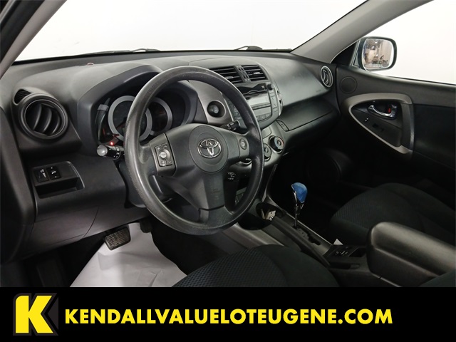 2010 Toyota RAV4 Sport photo 3