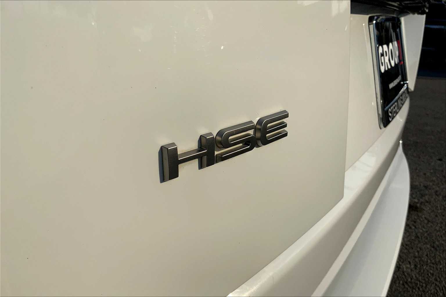2019 Land Rover Range Rover HSE photo 7