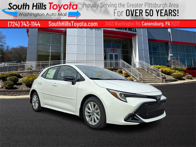 2026 Toyota Corolla Hatchback SE's photo