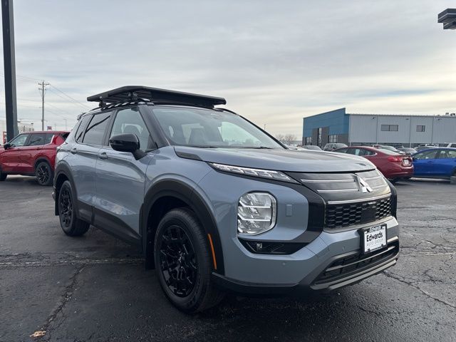 2025 Mitsubishi Outlander Trail Edition's photo
