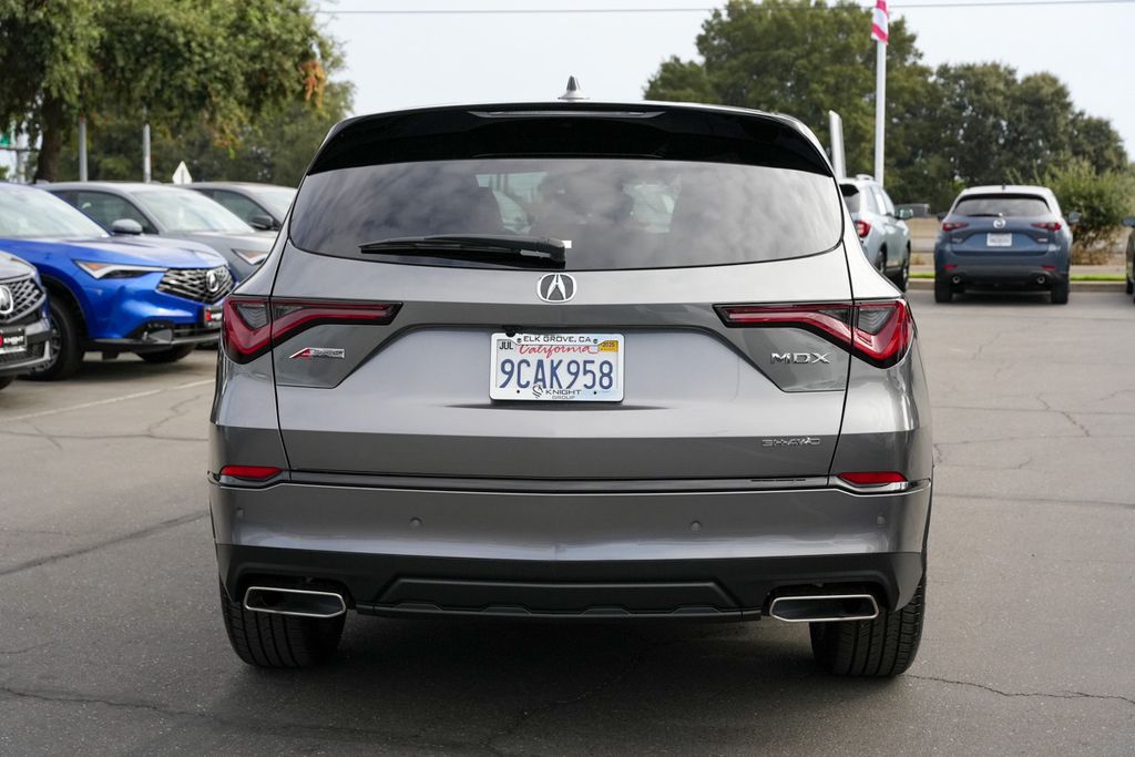 2022 Acura MDX A-Spec photo 9