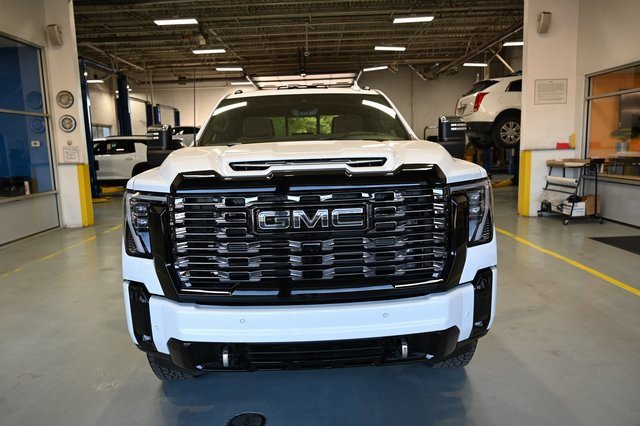 2026 Gmc Sierra 2500 HD Denali Ultimate photo 2
