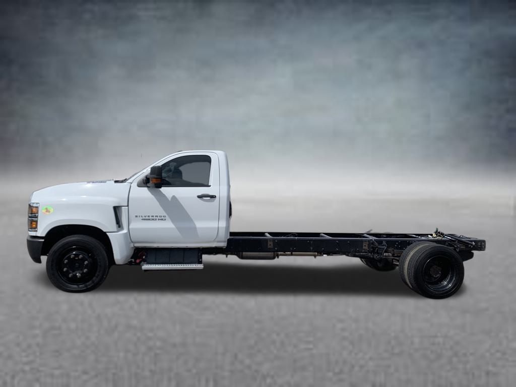 2023 Chevrolet Silverado 4500HD Work Truck photo 4