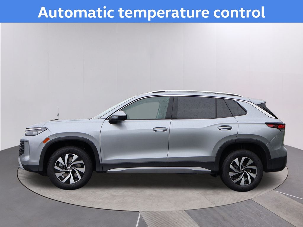 2025 Volkswagen Tiguan S photo 2