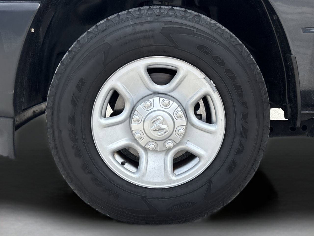 2021 Ram 3500 Tradesman photo 32