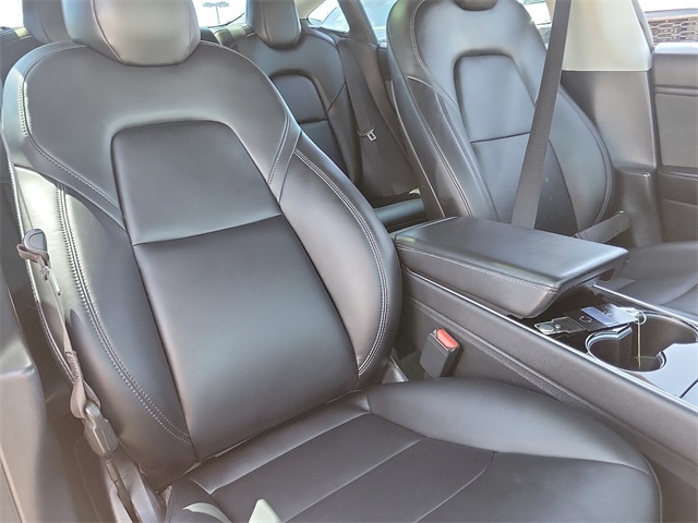 2020 Tesla Model 3 Performance photo 19