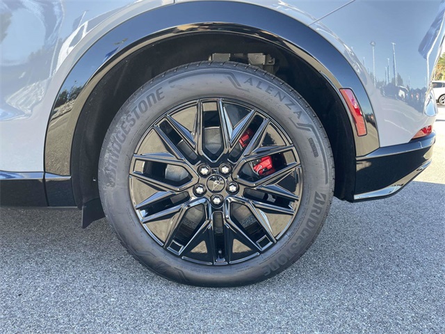 2025 Ford Mustang Mach-E Premium photo 4