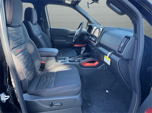 2025 Nissan Frontier PRO-4X photo 20