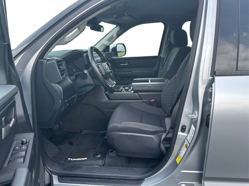 2023 Toyota Tundra SR5 photo 7