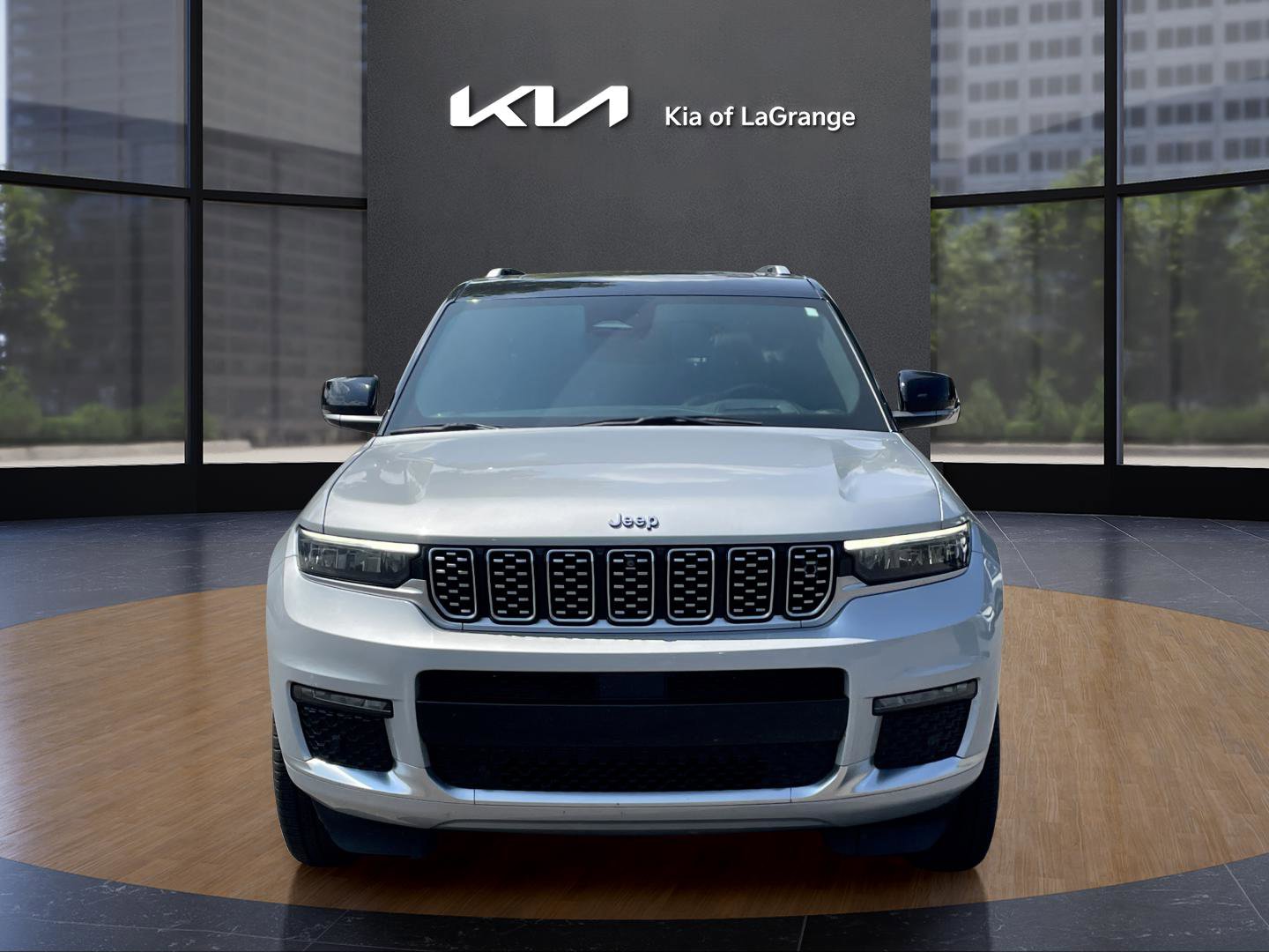 2021 Jeep Grand Cherokee L Summit Reserve photo 2