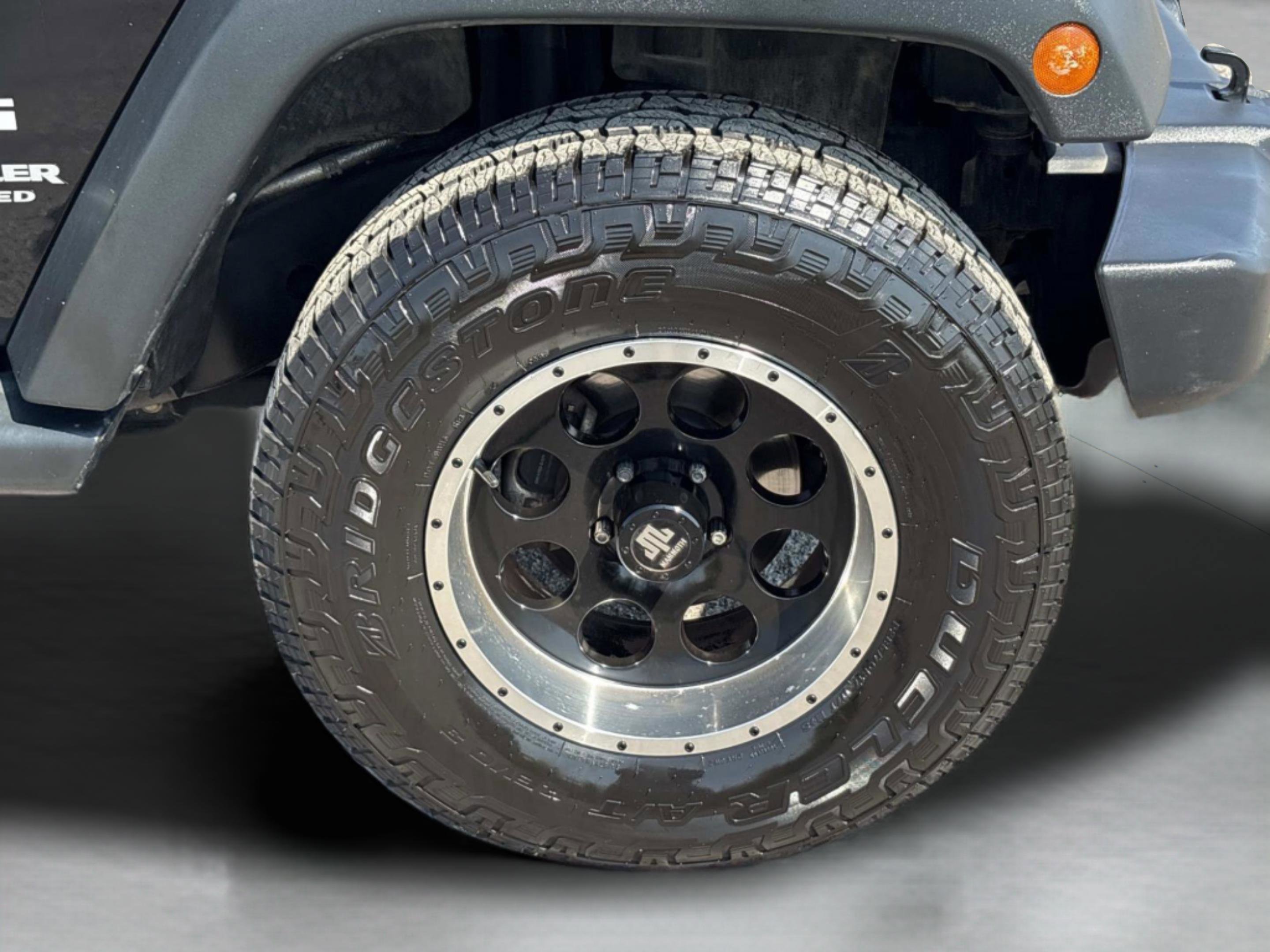 2013 Jeep Wrangler Unlimited Sport photo 9