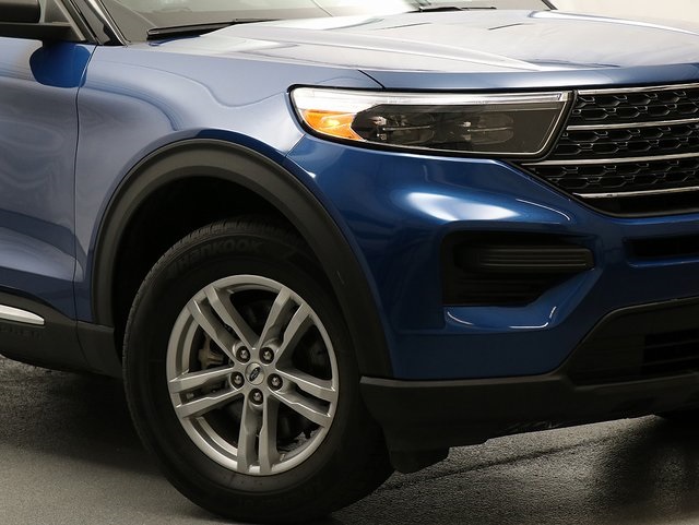 2022 Ford Explorer XLT photo 3