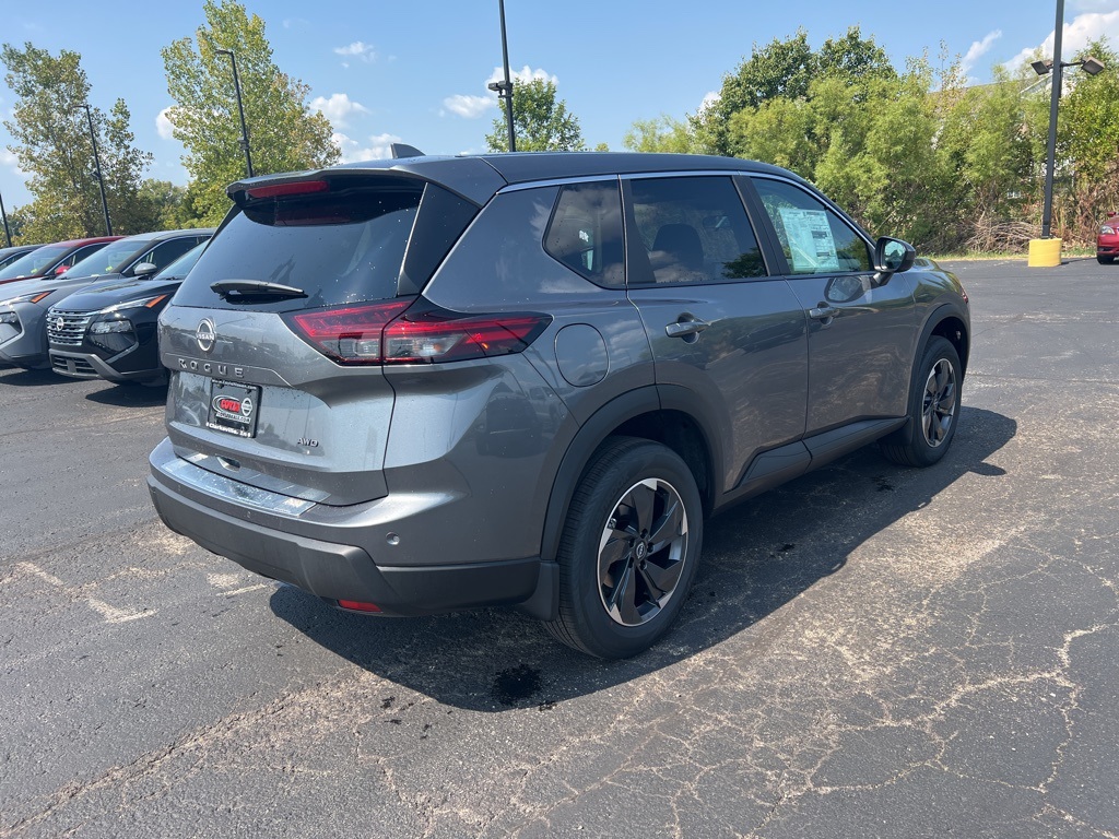 2026 Nissan Rogue SV photo 3