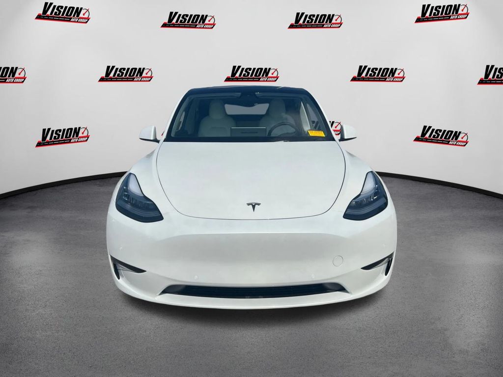 Used 2021 Tesla Model Y Long Range with VIN 5YJYGDEE8MF247008 for sale in Northfield, Minnesota